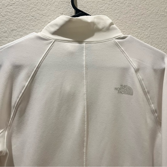 The North Face White Zip Jacket Lightweight Athleisure Outdoor Hiking Travel - Picture 11 of 16